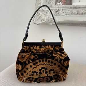 Cara Carpet Handbag Vintage 60’s Frame Style Black & Gold Velvet Ball Closure